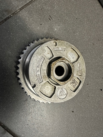 Механизм регулировки фаз грм Porsche Cayenne II