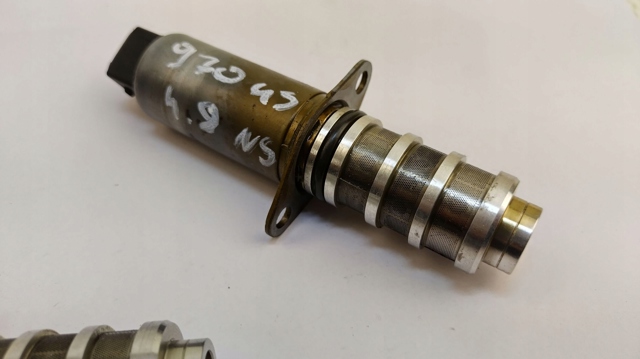 Электромагнитный клапан фазорегулятора 94810530404 PORSCHE