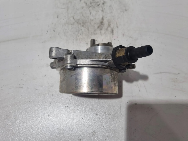 94811005004 PORSCHE Вакуумный насос купить в Житомир