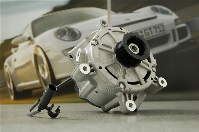 Генератор автомобильный 94860302305 PORSCHE