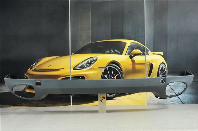 Бампер задний, нижняя часть 95550552112G2X PORSCHE