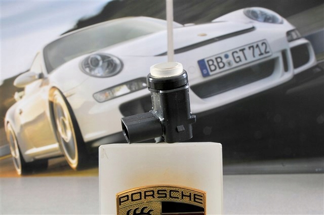 95560627502 PORSCHE Датчик сигнализации парковки (парктроник) задний купить в Ирпень