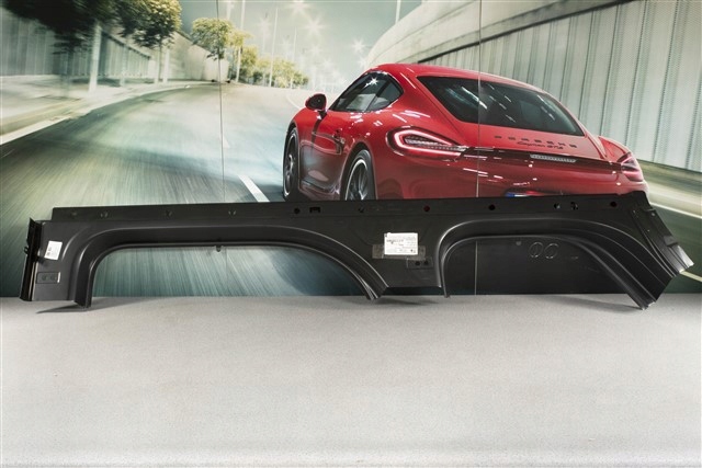 95850395200GRV PORSCHE Порог внешний правый купить в Одесса