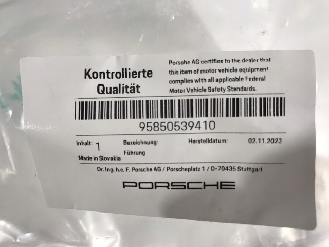 95850539410 PORSCHE Направляющая заднего бампера правая купить в Одесса