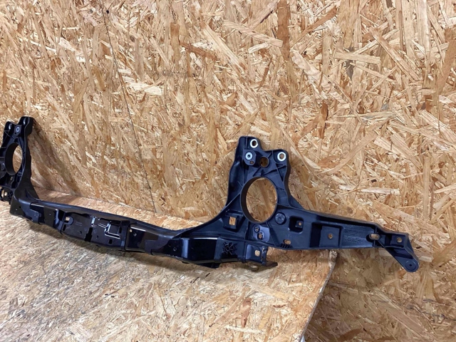 95850559400 PORSCHE Верхняя рамка радиатора купить в Чернигов