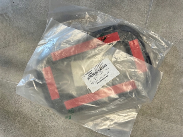 95850577200 PORSCHE купить в Чернигов