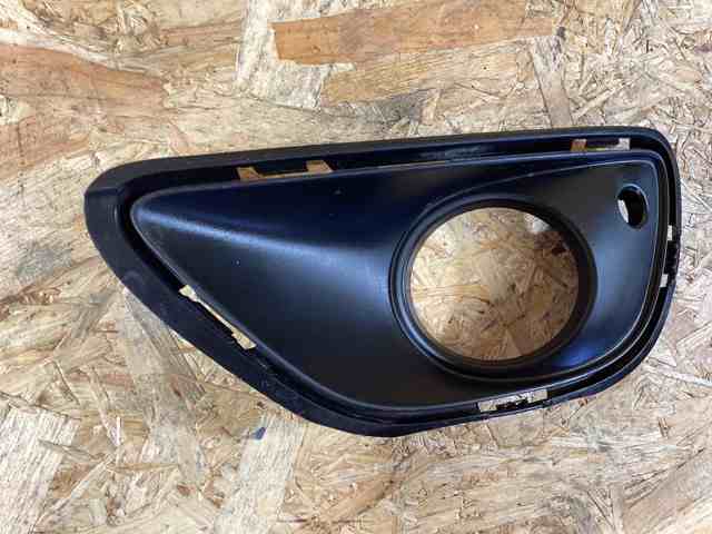 PORSCHE 958505823009B9 Заглушка (решетка) противотуманных фар бампера переднего левая в наличии Павлоград