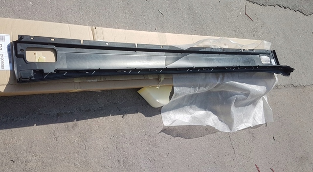 958559553009B9 Накладка (молдинг) порога наружная левая купить Кривой Рог