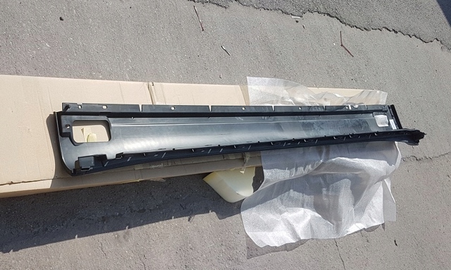 958559553009B9 Накладка (молдинг) порога наружная левая купить Ужгород