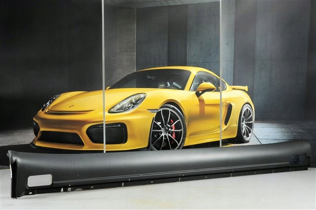 958559554009B9 PORSCHE Накладка (молдинг) порога наружная правая купить в Харьков