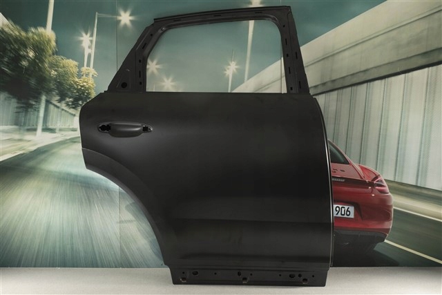 PORSCHE 95883305200GRV Дверь задняя правая в наличии Одесса