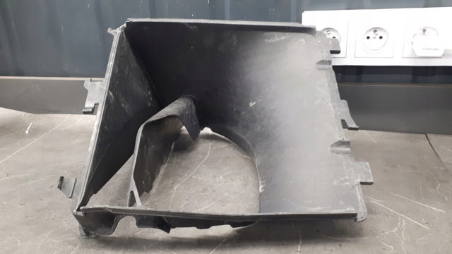 PORSCHE 95B117335N в наличии Полтава