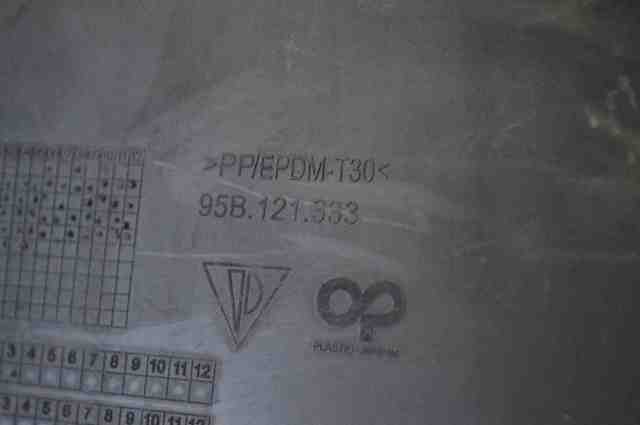 95B121333 PORSCHE купить в Днепр