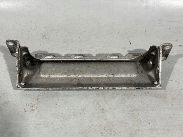 PORSCHE 95B121557 в наличии Николаев