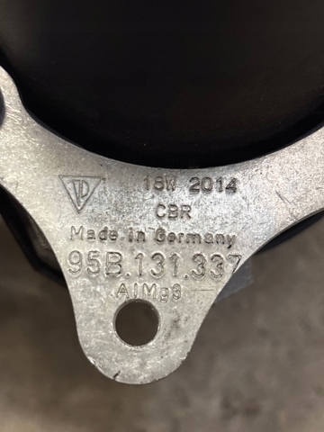 95B131337 PORSCHE купить в Черновцы