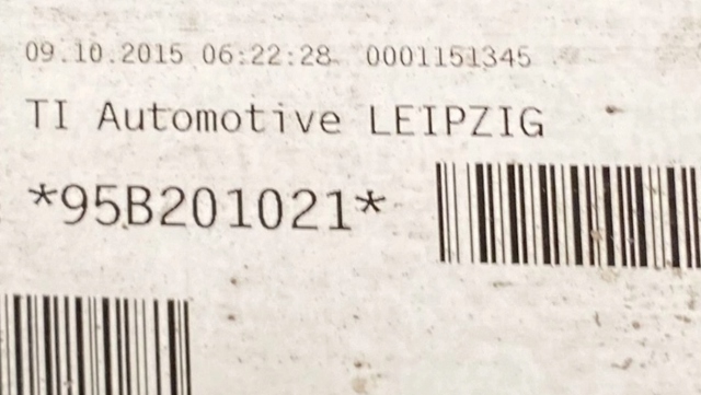95B201021 PORSCHE Бак топливный купить в Чернигов