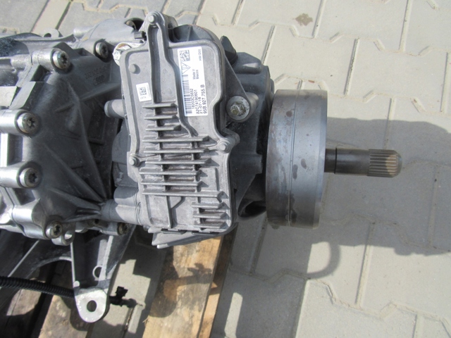 Коробка раздаточная в сборе 95B341010 PORSCHE