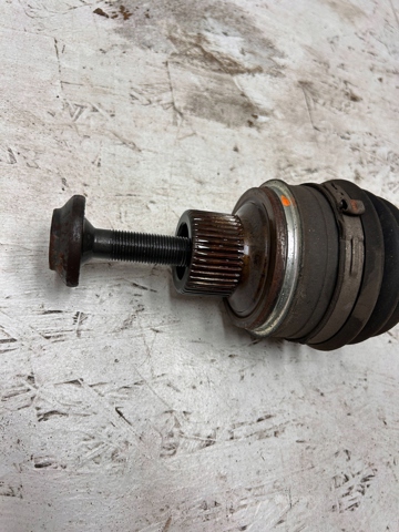 95B407271K PORSCHE Полуось передняя купить в Киев