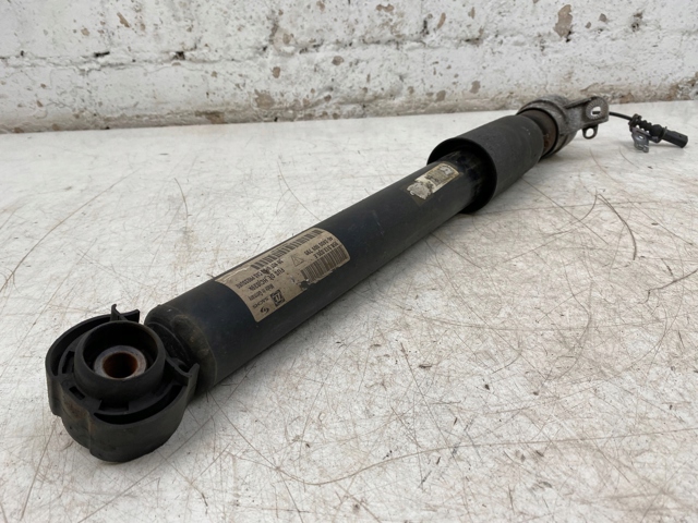 Амортизатор задней подвески 95B513035E PORSCHE