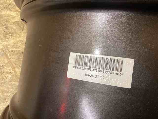PORSCHE 95B601025DL в наличии Ужгород