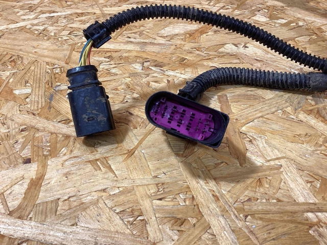 95B61290103 PORSCHE купить в Чернигов