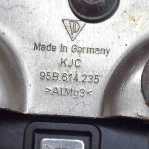 PORSCHE 95B614235 в наличии Чернигов