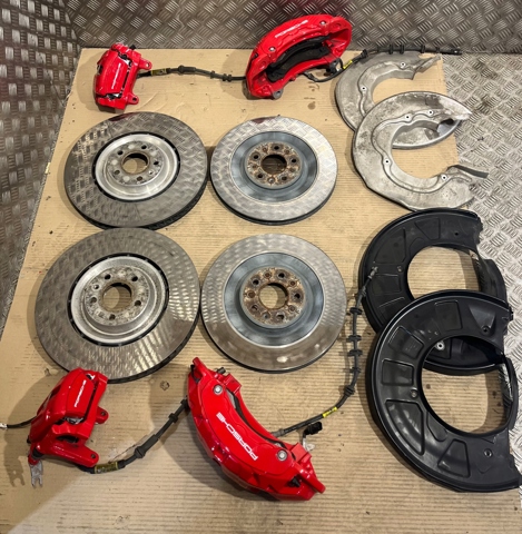 PORSCHE 95B615301AF в наличии Сумы