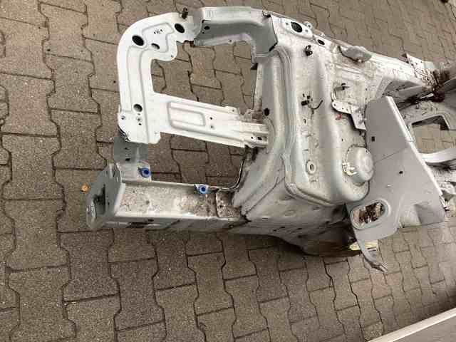 95B803104YGRV PORSCHE Лонжерон правый купить в Хмельницкий
