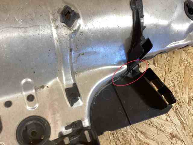 95B805479F PORSCHE купить в Кривой Рог
