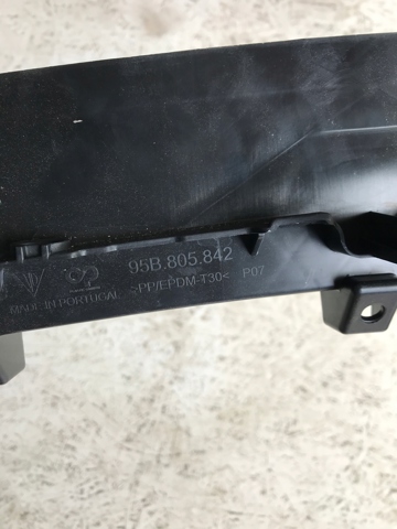 PORSCHE 95B805842 в наличии Тернополь