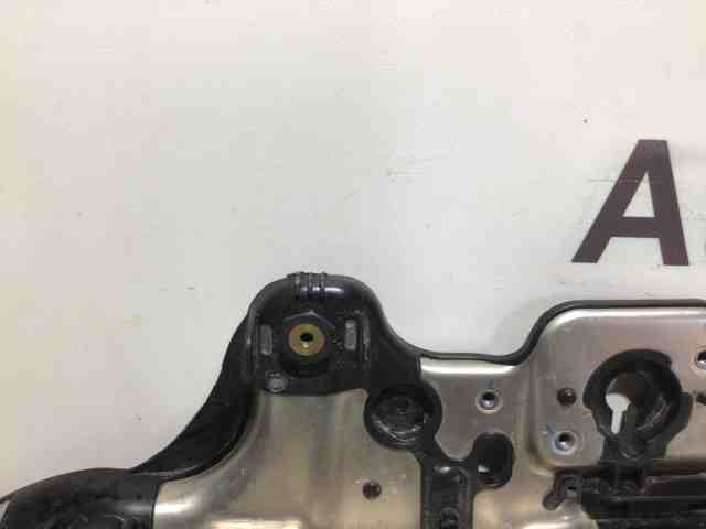 Кронштейн для радиатора 95B805931G PORSCHE