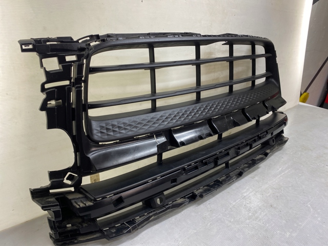 PORSCHE 95B807683 в наличии Житомир