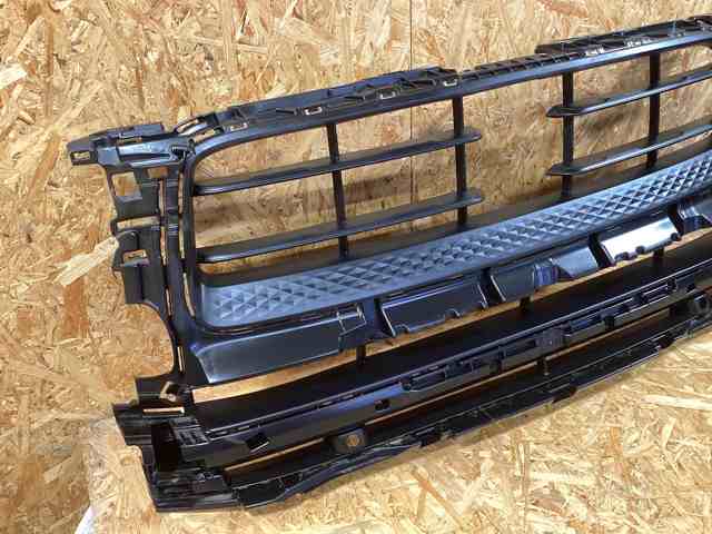 PORSCHE 95B807683CEOK1 в наличии Николаев