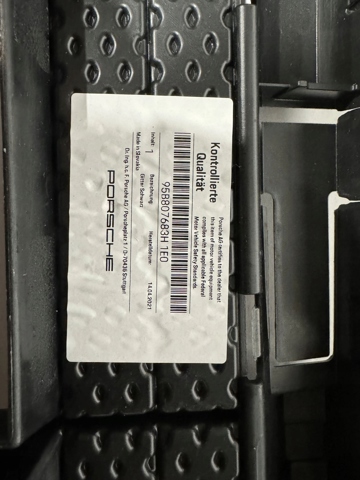 95B807683H1E0 PORSCHE Решетка радиатора купить в Одесса