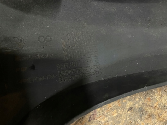 95B807834E PORSCHE купить в Житомир