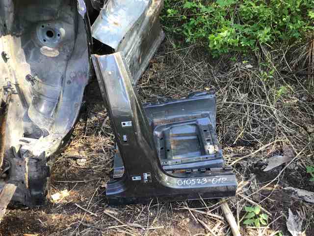 PORSCHE 95B809022YGRV Стойка кузова в наличии Львов