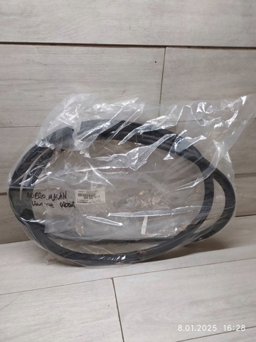 PORSCHE 95B833721E в наличии Ирпень