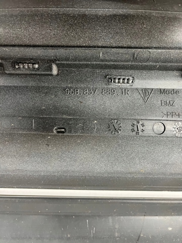 95B837890 PORSCHE купить в Ирпень