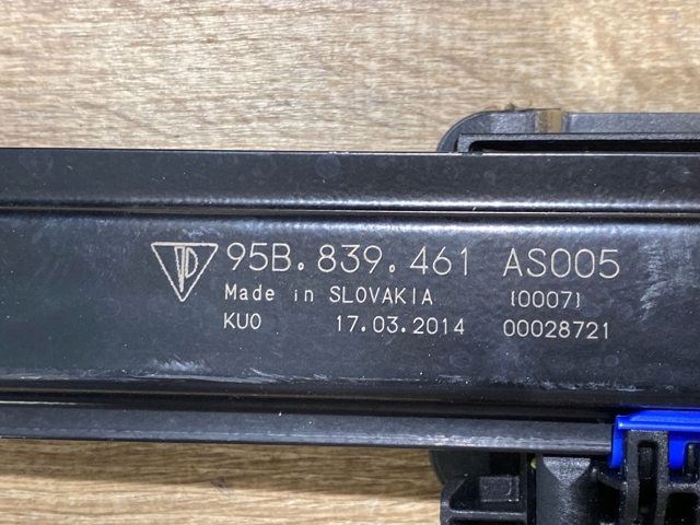 95B839461 PORSCHE купить в Львов