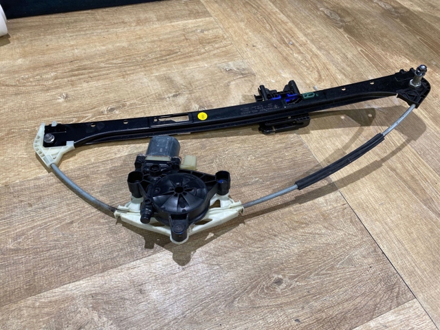 PORSCHE 95B839462 в наличии Житомир