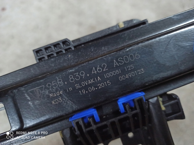 PORSCHE 95B839462 в наличии Киев