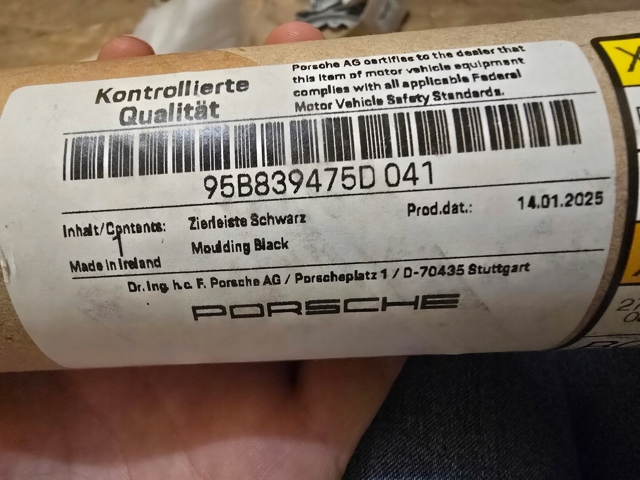 PORSCHE 95B839475D041 в наличии Николаев