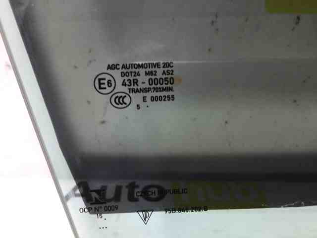 95B845202B PORSCHE Стекло двери передней правой купить в Черновцы