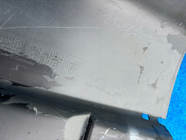 PORSCHE 95B854884A в наличии Житомир