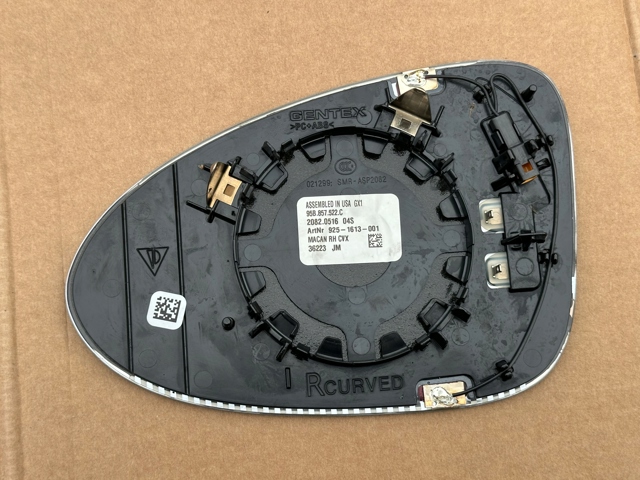 Зеркальный элемент правого зеркала заднего вида 95B857522C PORSCHE