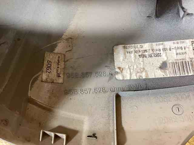 95B857528AG2X PORSCHE Накладка (крышка) зеркала заднего вида правая купить в Запорожье