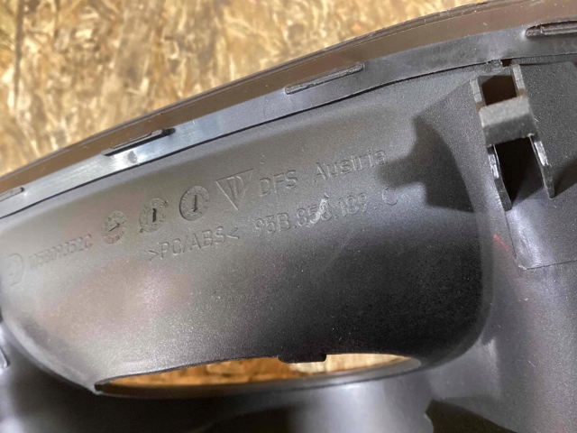 PORSCHE 95B858189C5Q0 в наличии Украина