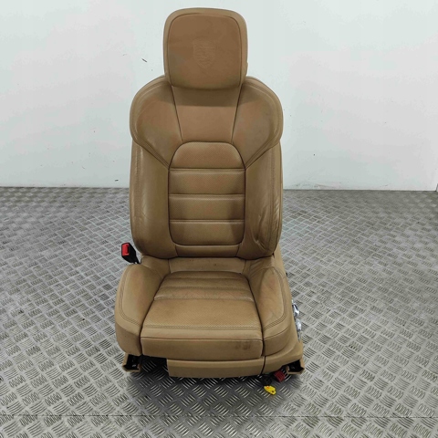 PORSCHE 95B863531 в наличии Черновцы