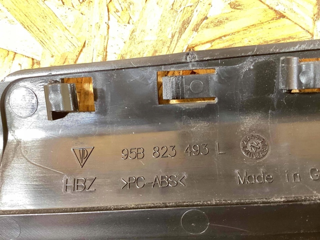 95B863831D PORSCHE купить в Запорожье