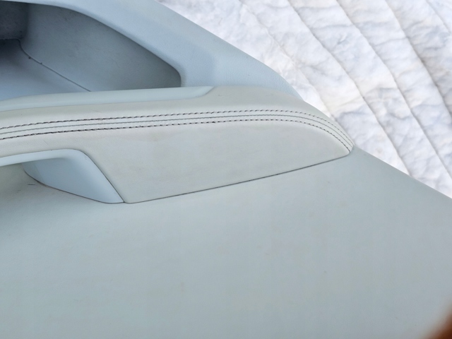 95B863981 PORSCHE купить в Киев
